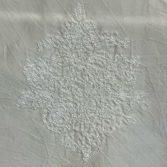 Vintage Victoria's Secret 100% Silk Ivory Embroidered Sz L Top Boho Romantic - Picture 6 of 16